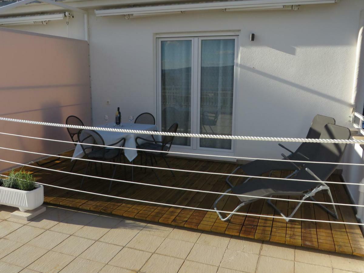 דוגי ראט Apartmani Raos מראה חיצוני תמונה